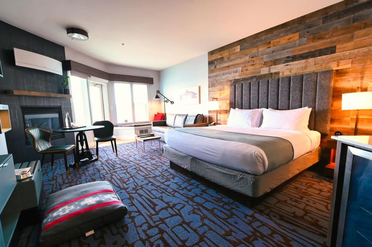 Cannery Pier Hotel & Spa Astoria Bagian luar foto